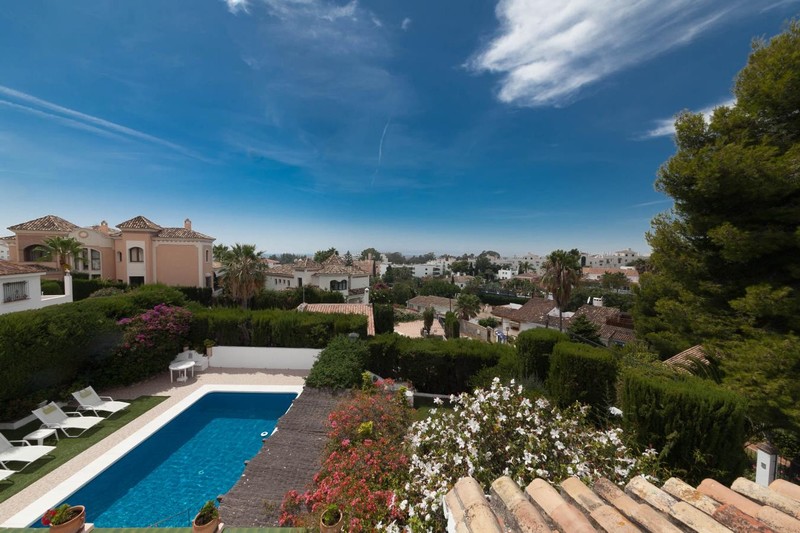 Prijsdaling villa in Nueva Andalucia, Marbella